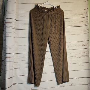 JON & ANNA‎ Women Olive Green Pleated Wide Leg Pants Elastic Waist Size M
